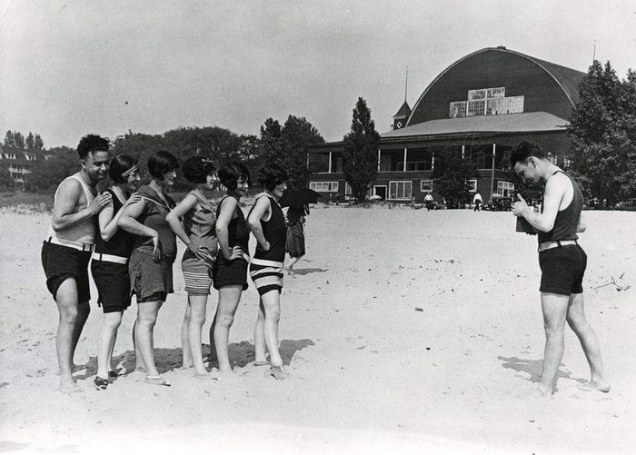 Avery Beach Casino - 1902 Photo From Historical Association Of South Haven (newer photo)